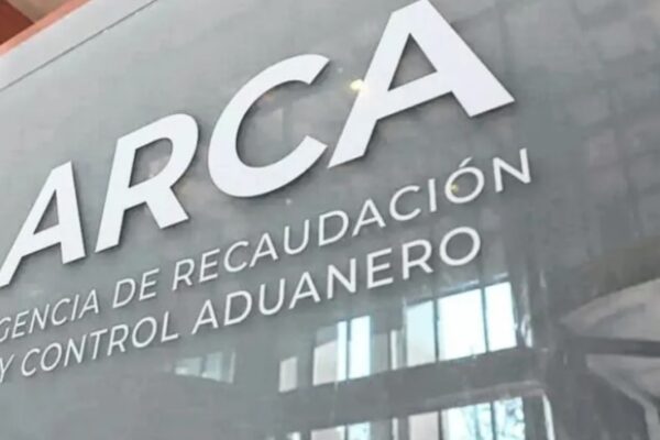 ARCA denunció a bancos por retenciones y gastos inflados en Ganancias