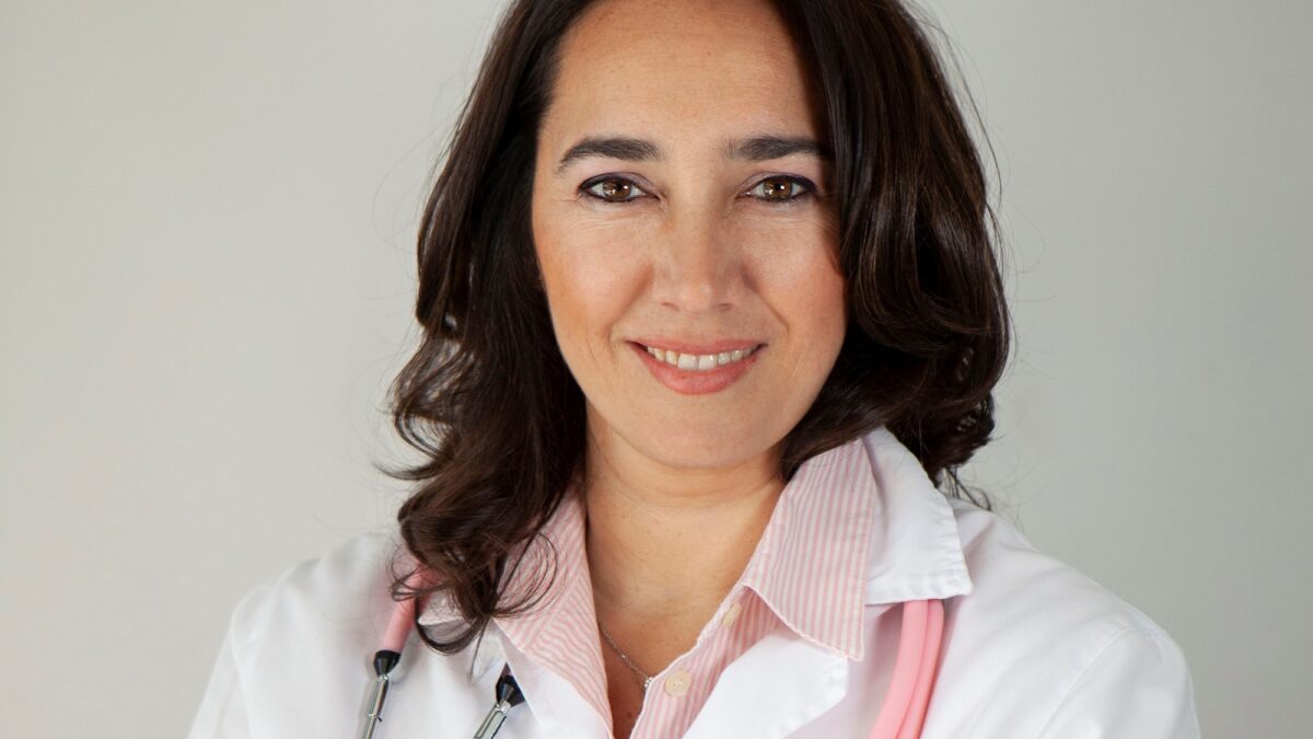Ginecóloga alerta sobre vínculo entre intestino y vagina en candidiasis