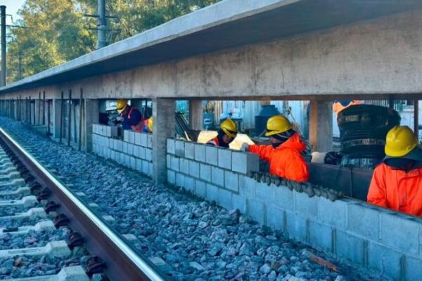 Almirante Brown retoma construcción de estación universitaria