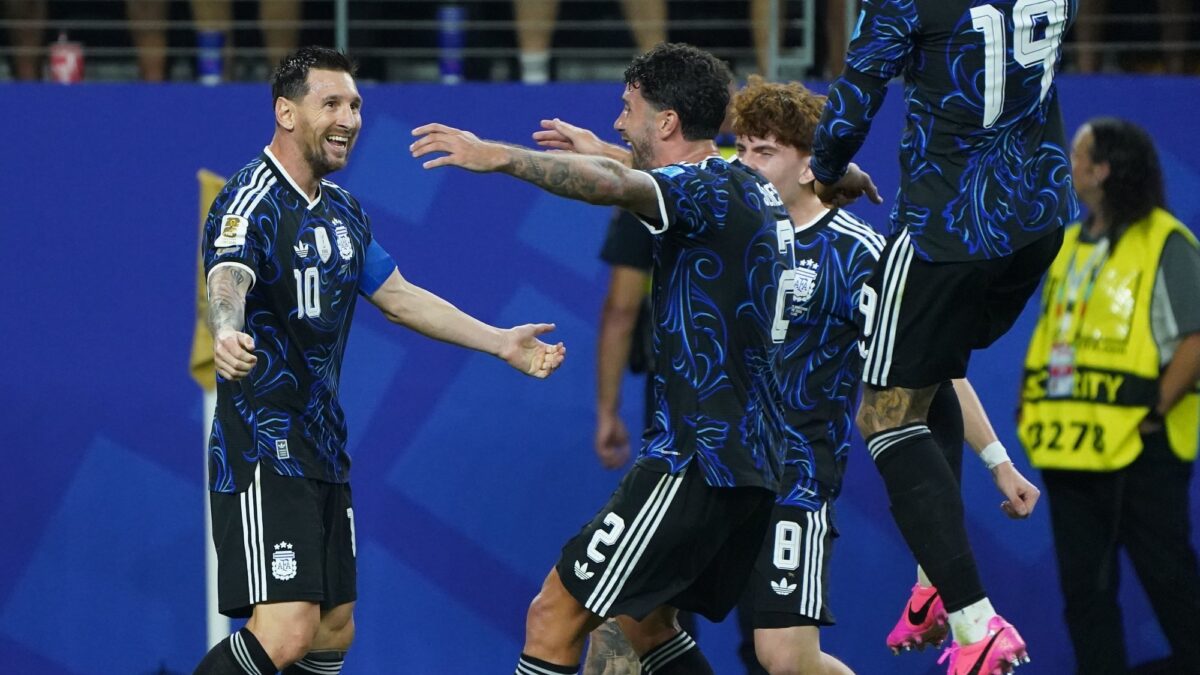Argentina sumó puntos clave con Messi en acción y variantes tácticas