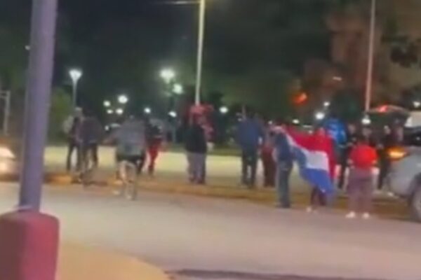 Celebraciones en Argentina por la victoria de Paraguay ante Alemania en Mundial
