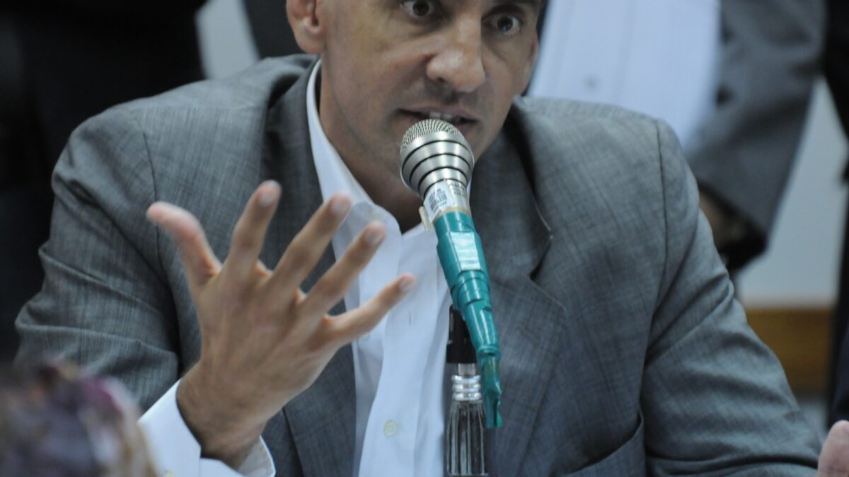 Tucumán avanza con ley para eliminar contenidos en 6 horas