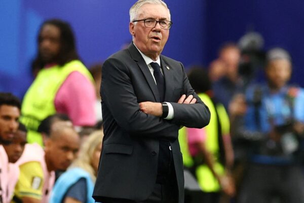 Ancelotti y sus chicles: ¿se mantiene al ritmo del partido?