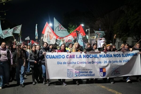 Multitud marchó contra adicciones en Fiorito