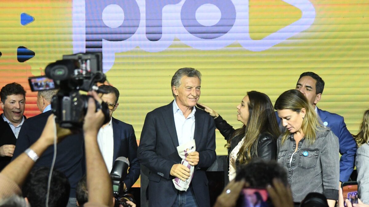 PRO justificó ausencia en sesión que buscaba interpelación de Adorni