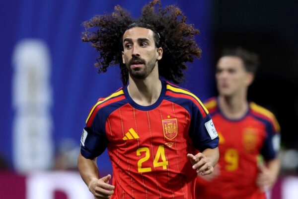 Cucurella, el candidato al Pelón de Oro: ¿por qué su melena no se corta nunca?