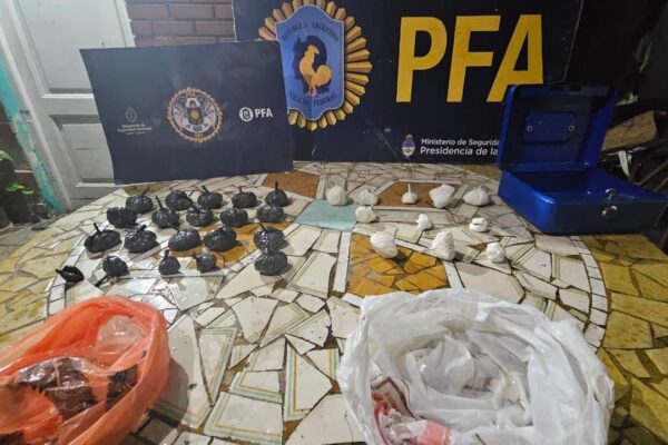 Desarticulan búnker de drogas en La Matanza: Secuestraron 960 dosis de cocaína
