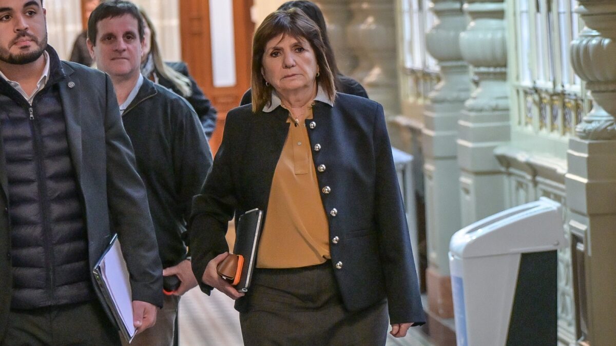 Patricia Bullrich rechaza reunión con Adorni en Casa Rosada