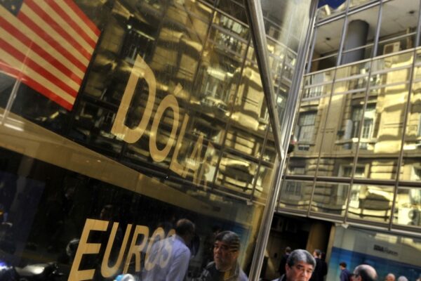 Dólar oficial y tipos de cambio en Argentina hoy