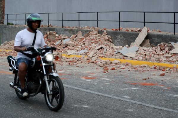 Terremotos destruyen edificios y generan pánico en Venezuela