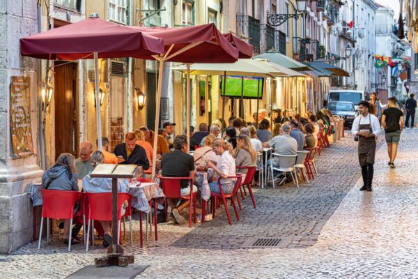 El Mundial convierte terrazas de bares en negocio del verano