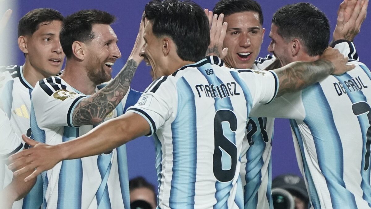 Troglio: Argentina mostró un mediocampo sólido y Messi como punto clave