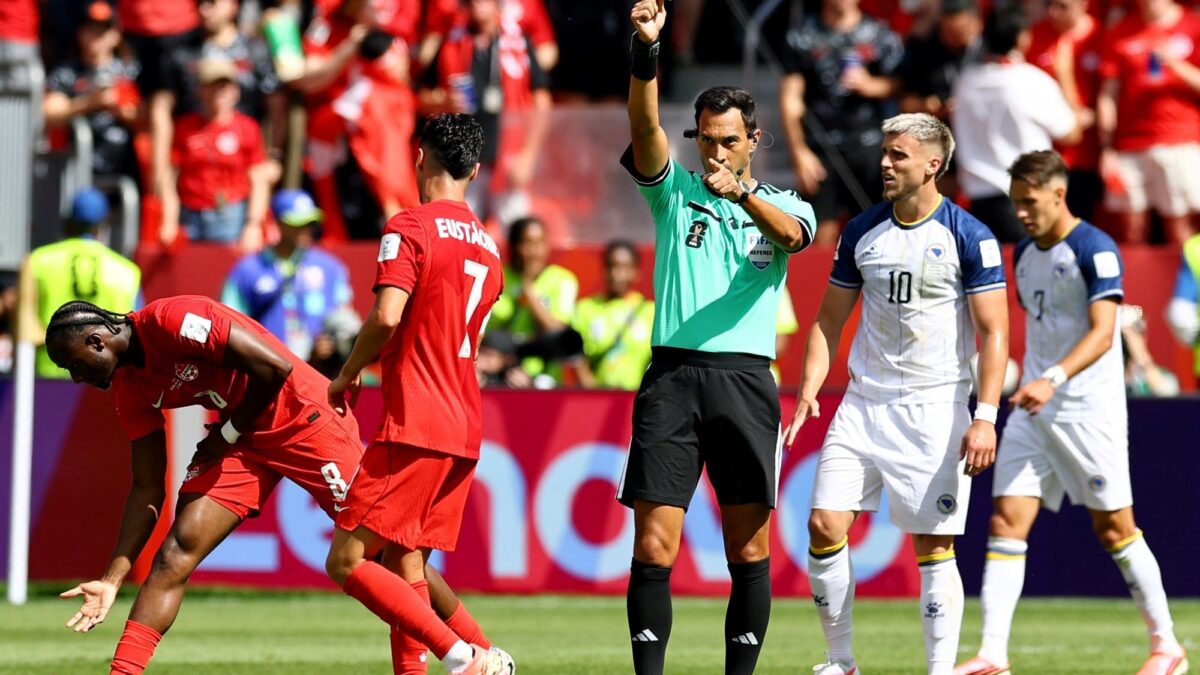 Facundo Tello aplicó regla de cinco segundos en debut Mundial 2026