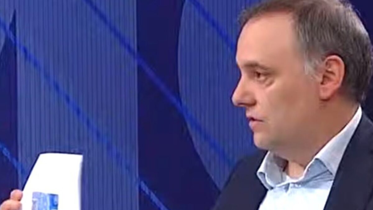 Fiscal pidió historial cripto desde 2012 para coartada de Adorni