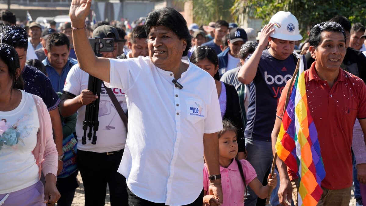 Bolivia: gobierno retoma región clave del ex presidente Evo Morales