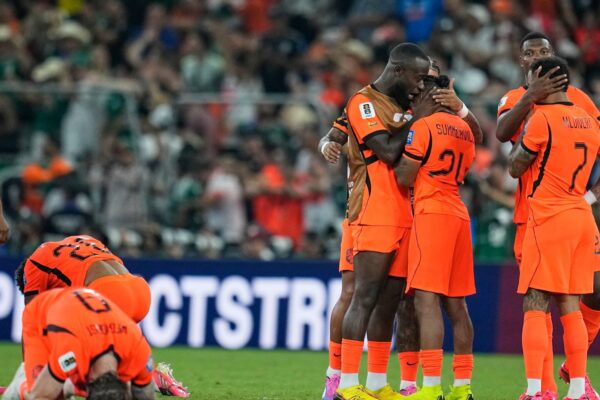 Naranja sigue sin perder en 90 minutos en Mundiales