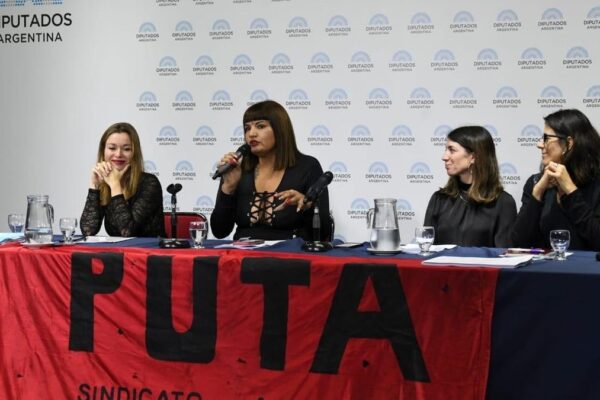 Sindicato de trabajadoras sexuales denunció precarización en OnlyFans