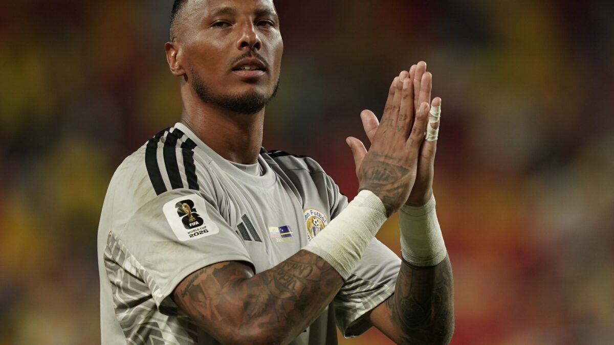 Eloy Room, arquero récord de Curazao: 15 atajadas en Mundial y camiseta de Messi