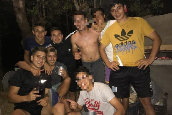 Juicio por abuso sexual grupal con 10 acusados, incluidos amigos de Enerina