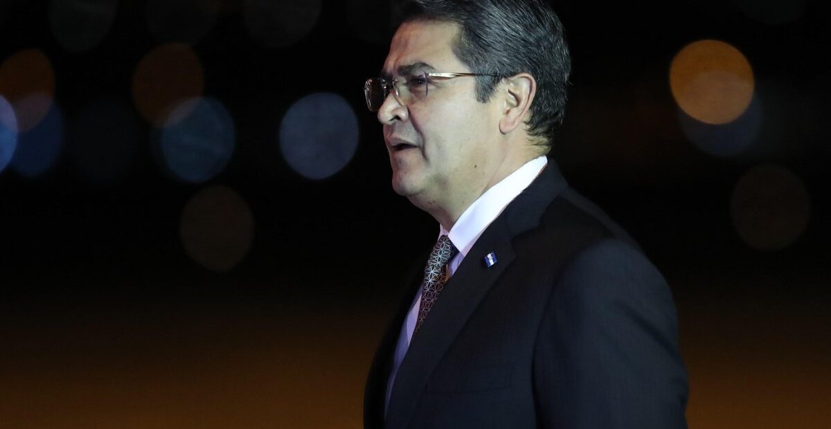 Ex presidente hondureño condenado a 45 años y indultado por Trump