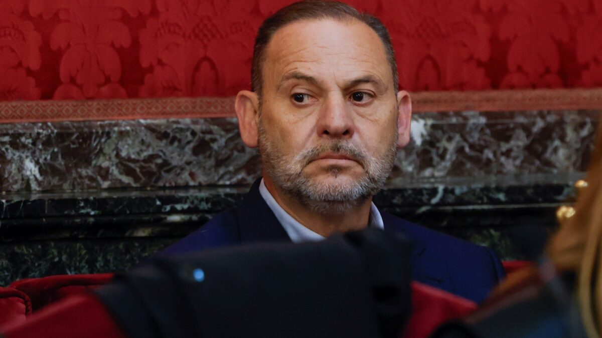 España: Condenan a exministro de Pedro Sánchez a 24 años por corrupción en compra de mascarillas