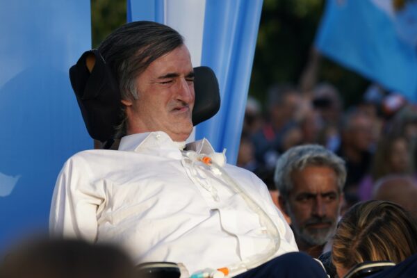 Bullrich renuncia al PRO tras críticas a protección a Adorni