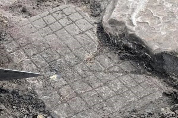 Científicos crearon replica 3D del juego romano descubierto en excavación en Inglaterra