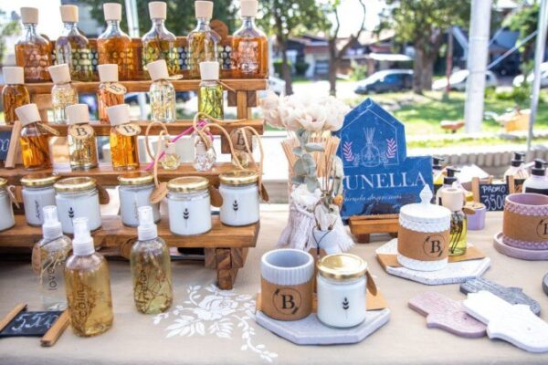 Lanús celebrará feria de artesanías y paseos de compras en fin de semana largo