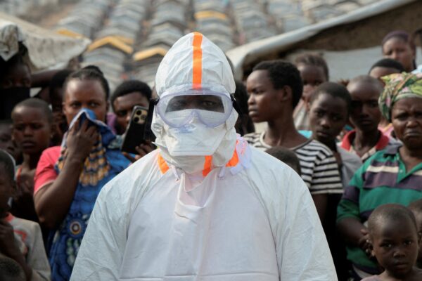 Francia confirma su primer caso de ébola: un médico que llegó de la República Democrática del Congo