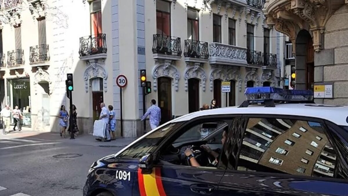 Hombre fue deportado a Colombia tras condena por matar gato de ex en España