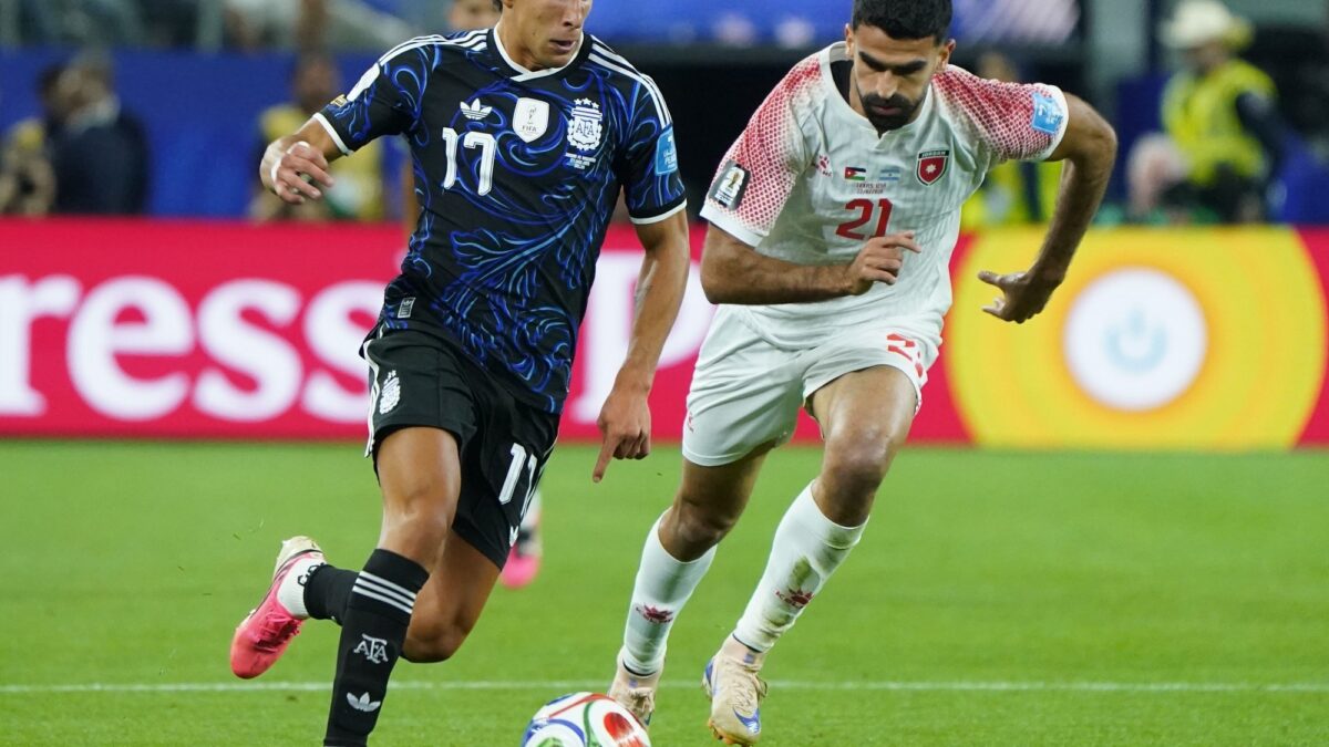 Giuliano Simeone debutó en Mundial tras lesión desgarradora