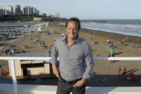 Insaurralde mantiene influencia pese a escándalo y destierro