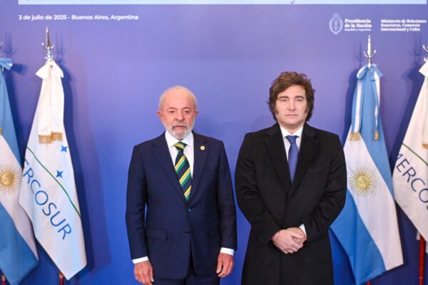 Javier Milei asiste a cumbre del Mercosur en Paraguay
