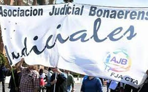 AJB solicita reapertura de paritarias a Gobierno de Buenos Aires