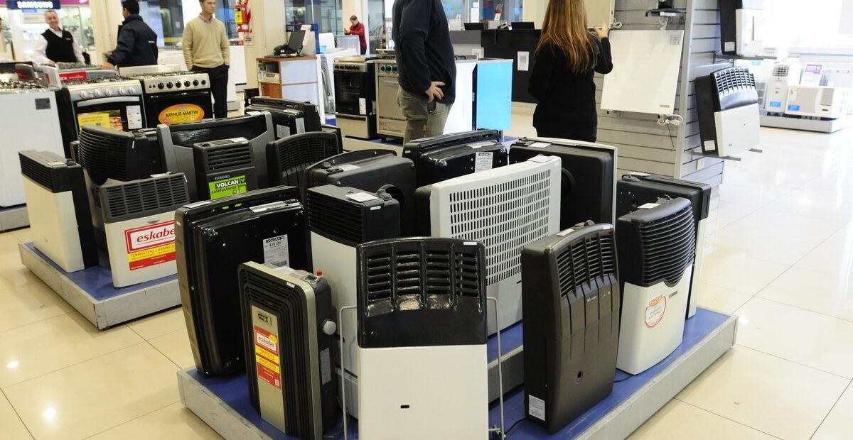 Confianza del consumidor sube 6,4% a siete meses