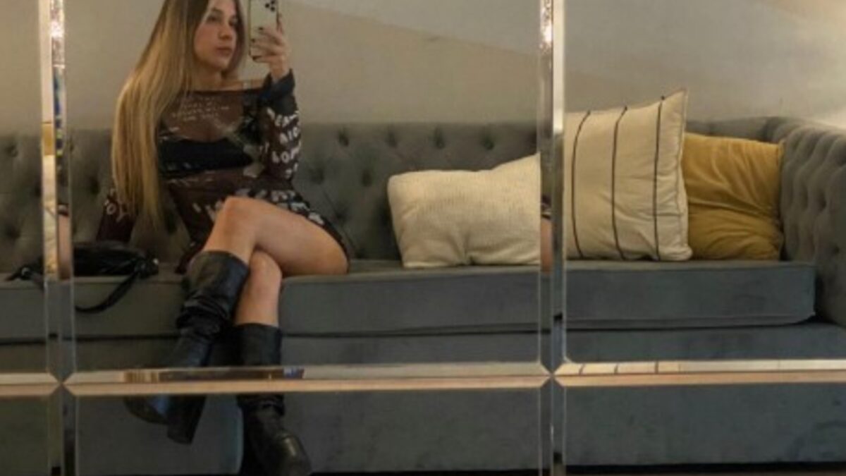 Foto de Facebook reveló vínculos de mujer policía acusada de violencia de género