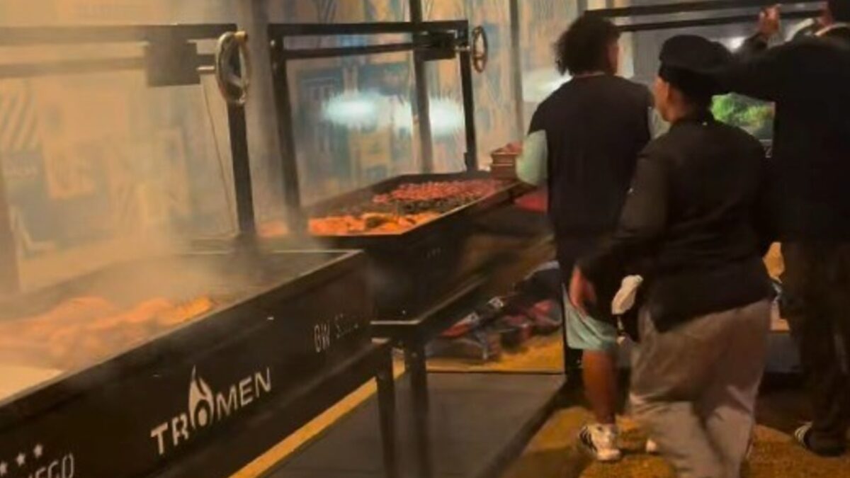 Dibu Martínez reveló cómo se prepara el asado de la Selección para el Mundial 2026
