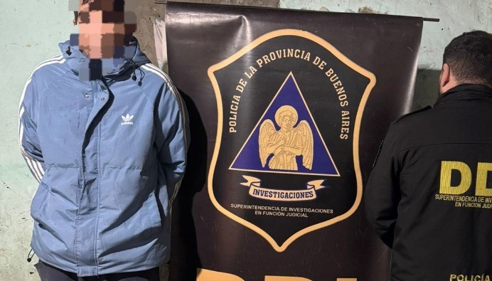 Lanús: detuvieron a un albañil acusado de estrangular a jubilada en Villa Caraza