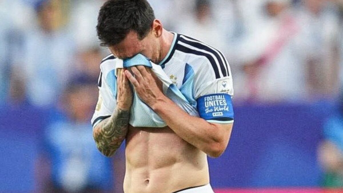 Las lágrimas de Messi: un ritual de amor y desgarramiento