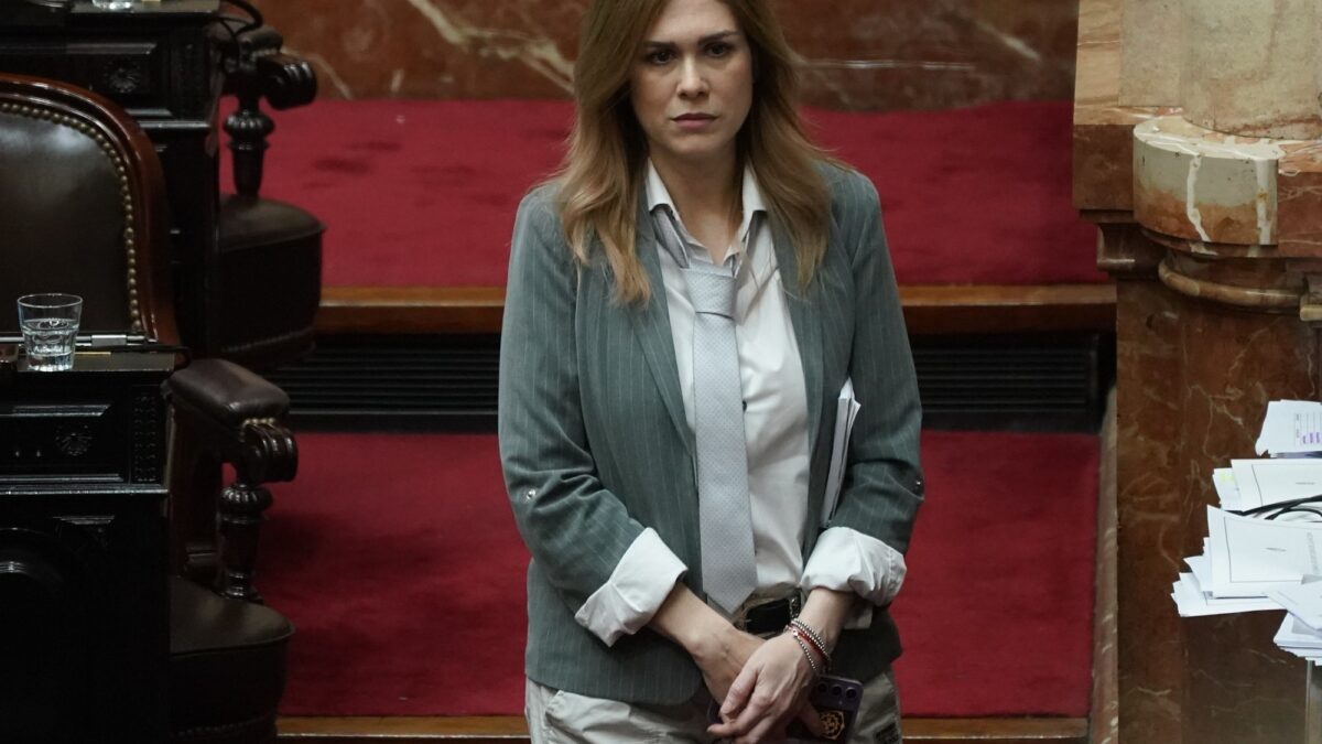 Lilia Lemoine respaldó a Adorni tras su renuncia y criticó a quienes lo apoyaron en la interna libertaria