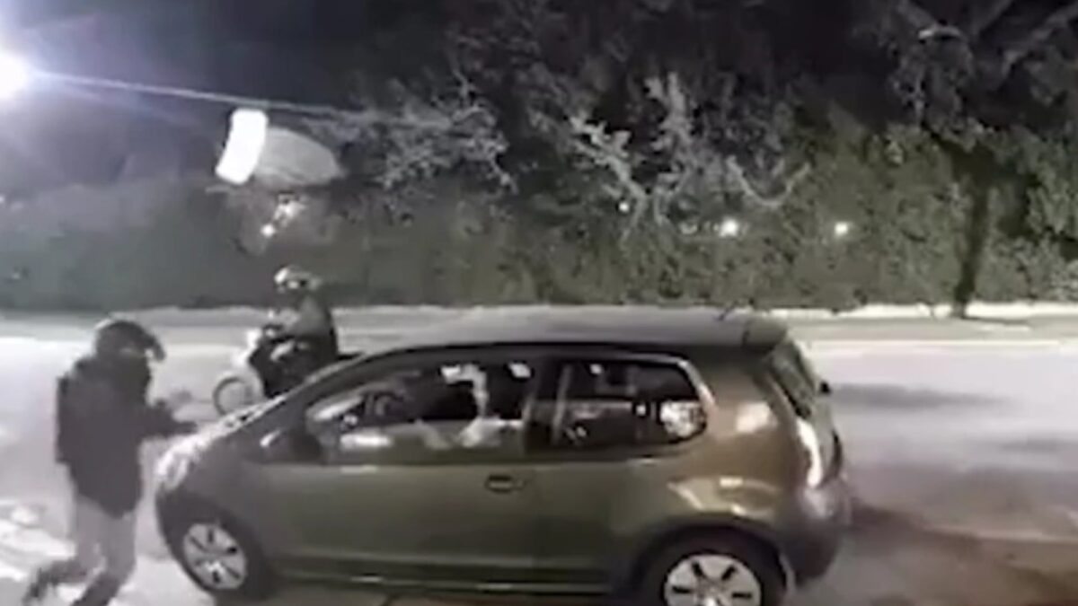 Robo en Divino Rostro: mujer asaltada tras dejar a su hijo en casa de amigo