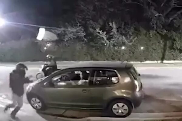Robo en Divino Rostro: mujer asaltada tras dejar a su hijo en casa de amigo