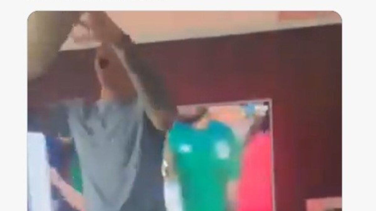 Memes de la trasnoche: café como protagonista en enfrentamiento entre Argelia y Jordania