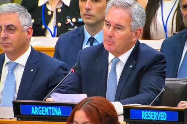 UN aprueba resolución que exige negociación para Malvinas y rechaza exploración petrolera ilegítima