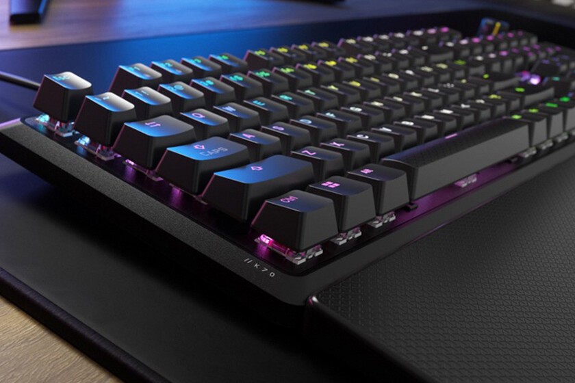 Busco teclado compacto para mochila, pero no de juguete. Este es el que uso