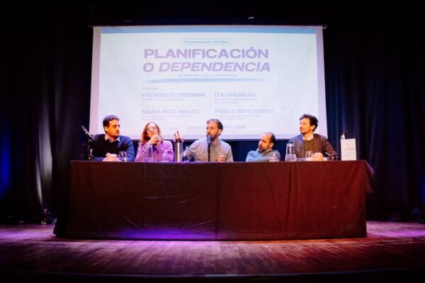 Otermín promovió planificación comunitaria en Lomas de Zamora
