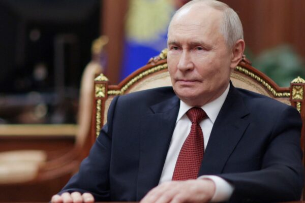 Putin confiesa escasez de combustible por ataques ucranianos a refinerías