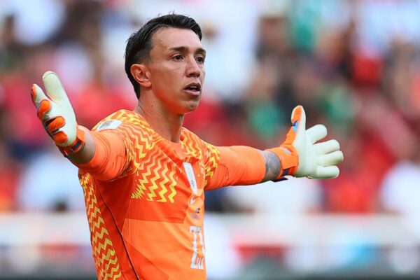 Fernando Muslera habló tras su error en la derrota de Uruguay