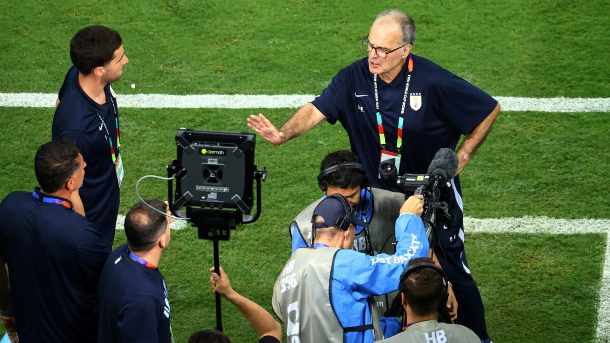 Bielsa expulsó tras la eliminación de Uruguay: la periodista reveló lo ocurrido antes del grito