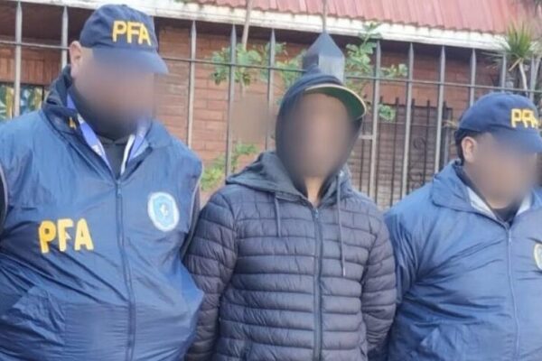 Recetrucha en Almirante Brown: detuvieron a hombre que vendía medicamentos sin licencia